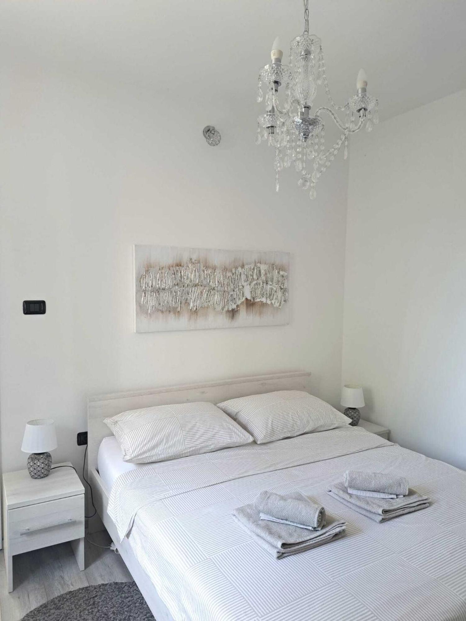 Apartman Melita Galižana Exteriör bild
