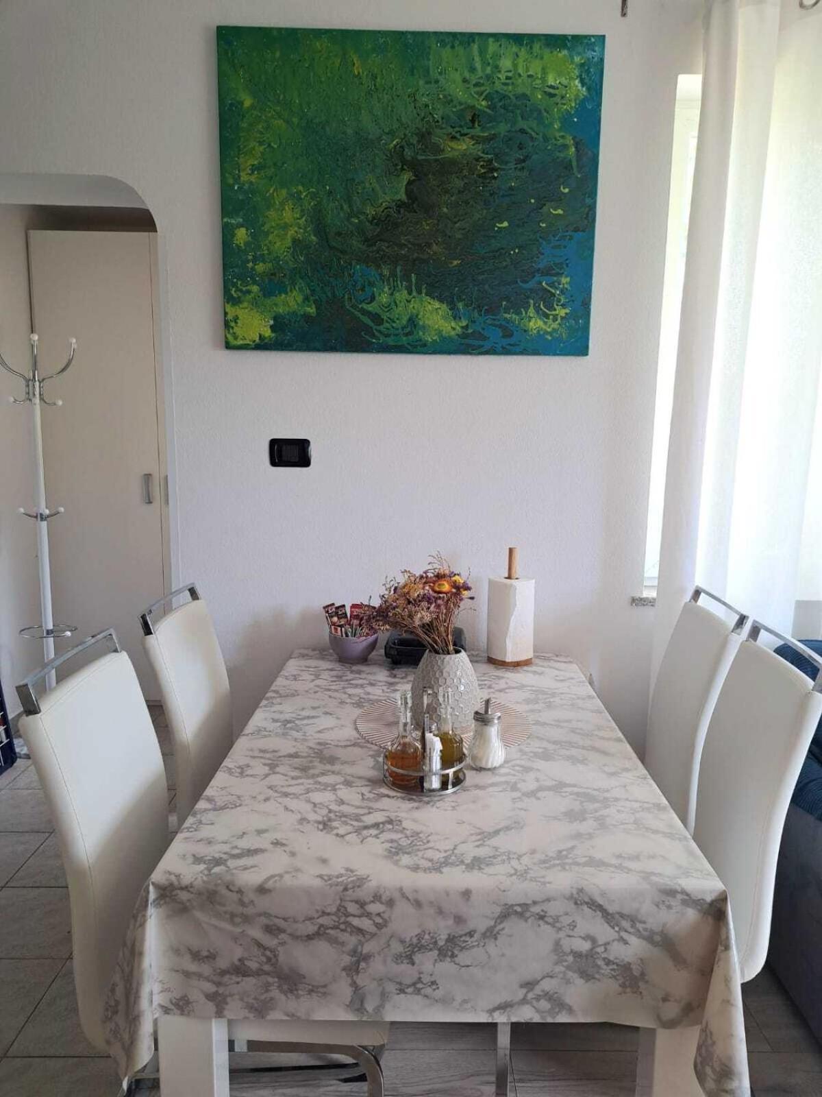 Apartman Melita Galižana Exteriör bild